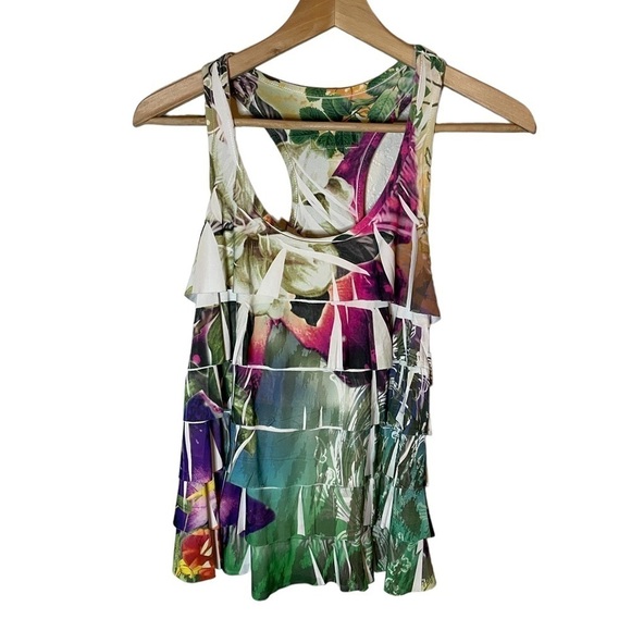 Forever 21 Tops - Twenty One Women’s Tiered Sleeveless Racerback Top Size S